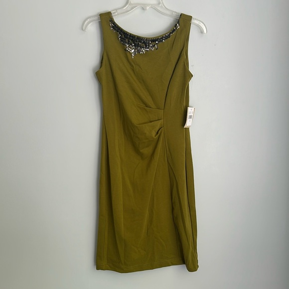 NWT Jonathan Martin Dress green embellished size 6 - Picture 1 of 8